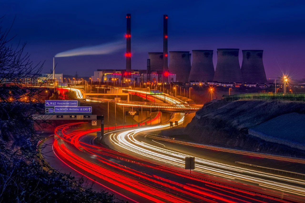 Samochody elektryczne w podróży: koszty, zasięg i ładowanie